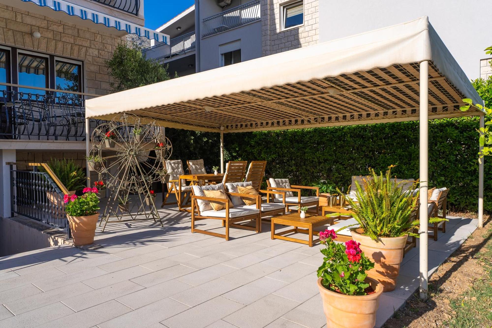 Storge Boutique Bed & Breakfast Omiš Kültér fotó