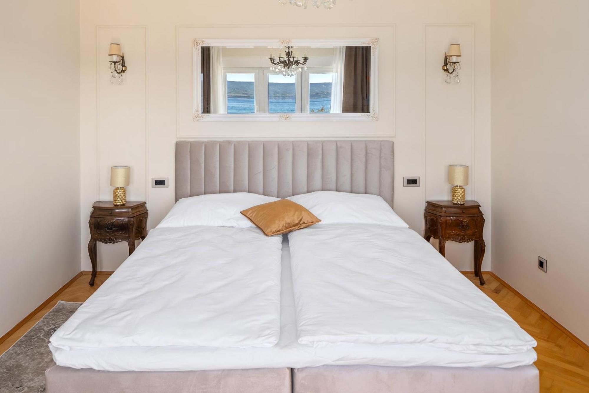 Storge Boutique Bed & Breakfast Omiš Kültér fotó