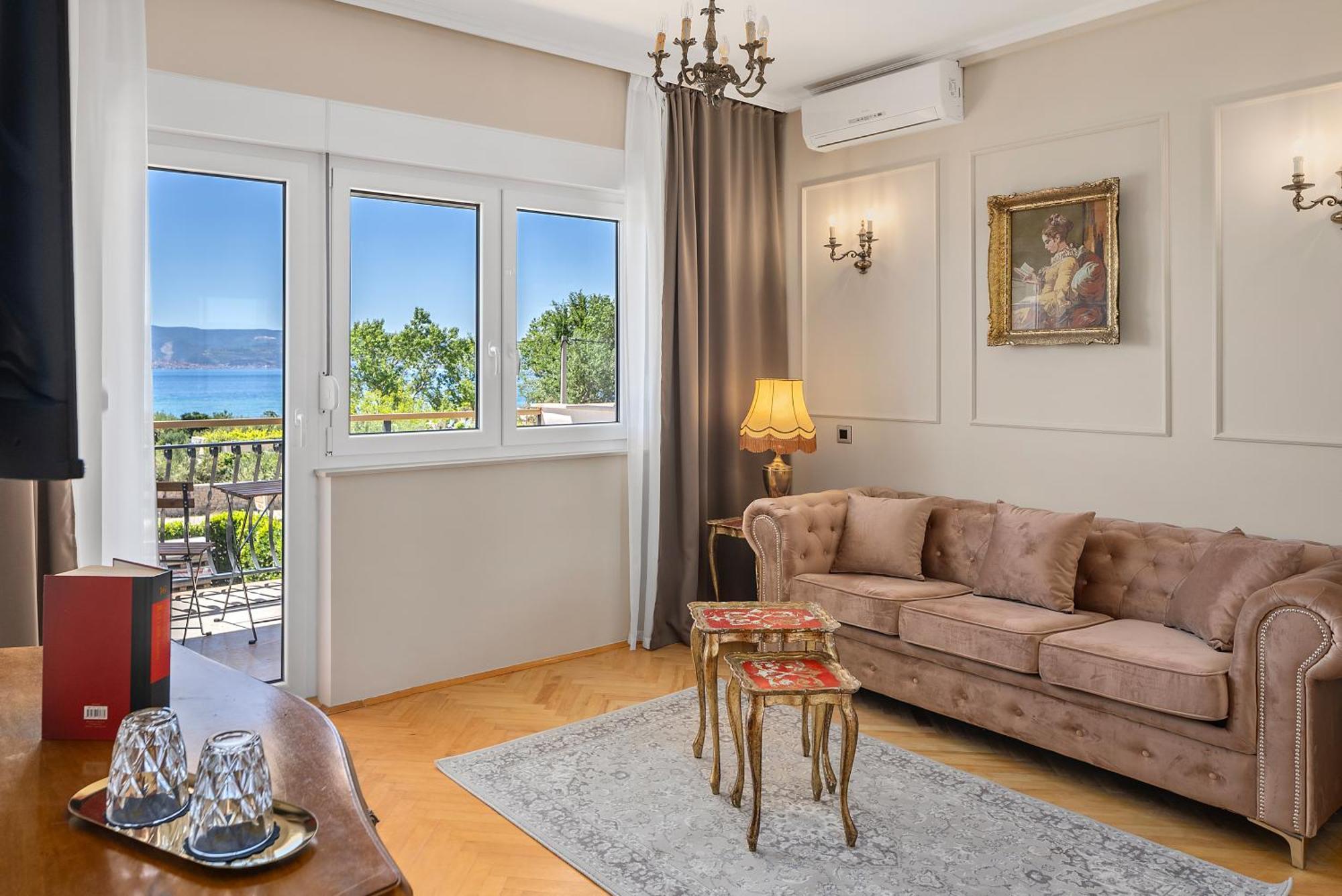 Storge Boutique Bed & Breakfast Omiš Kültér fotó
