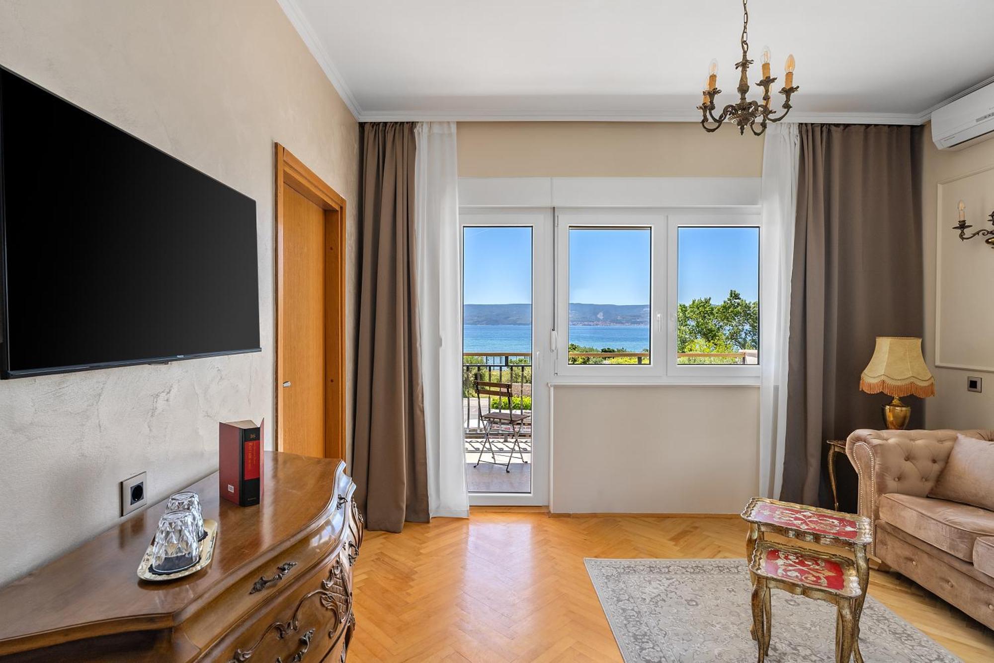 Storge Boutique Bed & Breakfast Omiš Kültér fotó