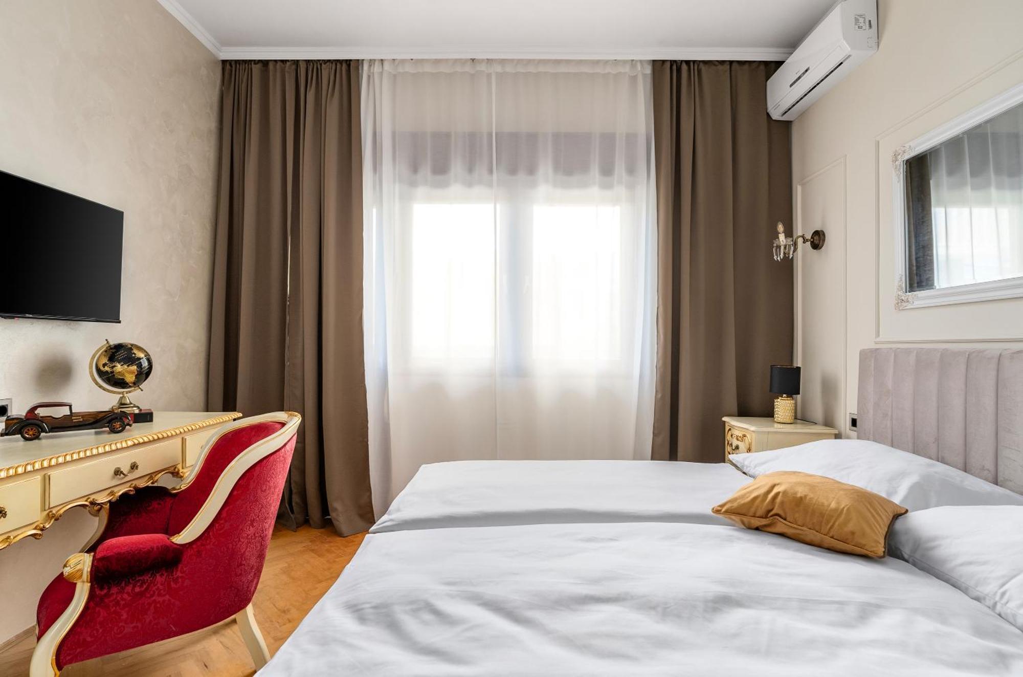 Storge Boutique Bed & Breakfast Omiš Kültér fotó