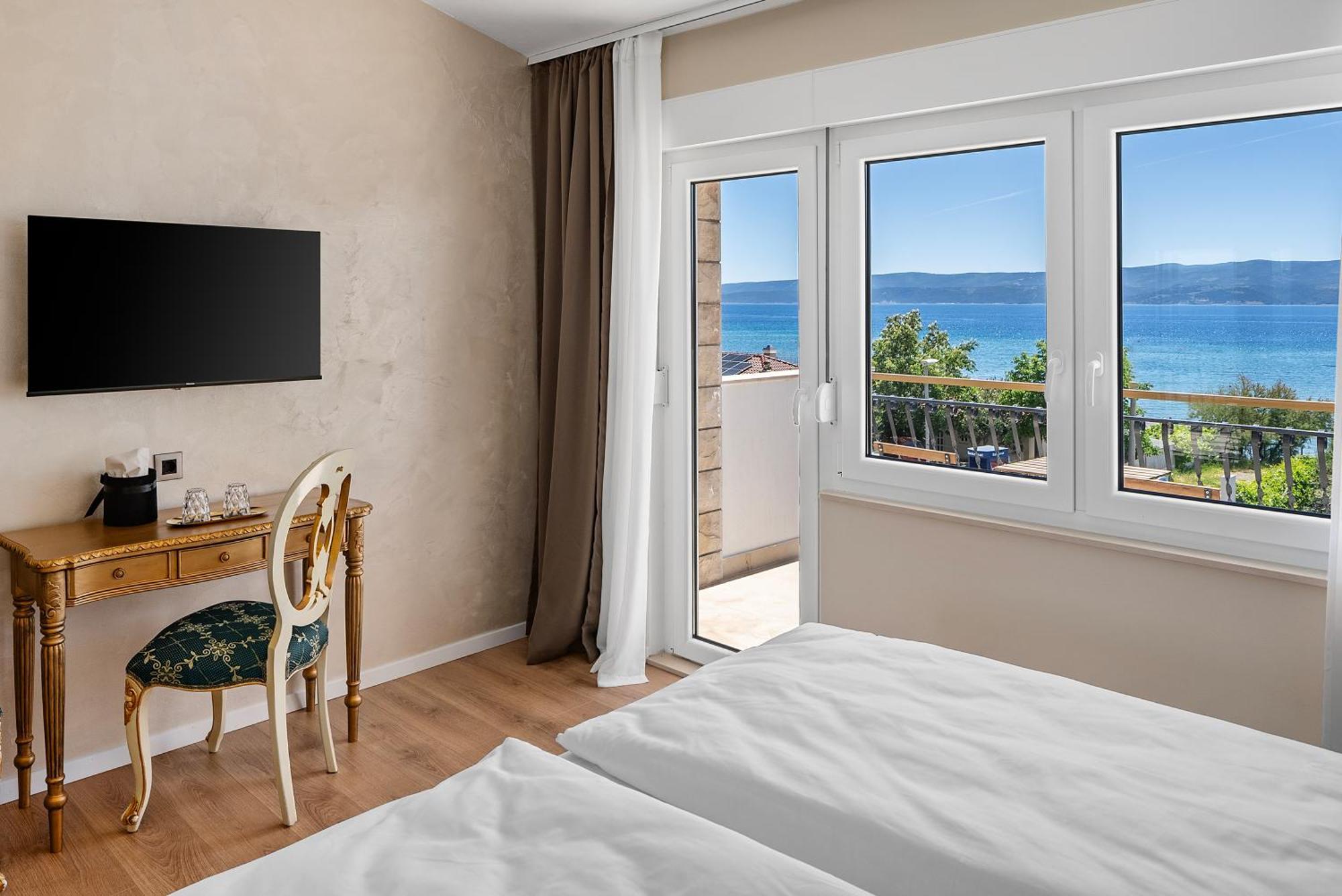 Storge Boutique Bed & Breakfast Omiš Kültér fotó